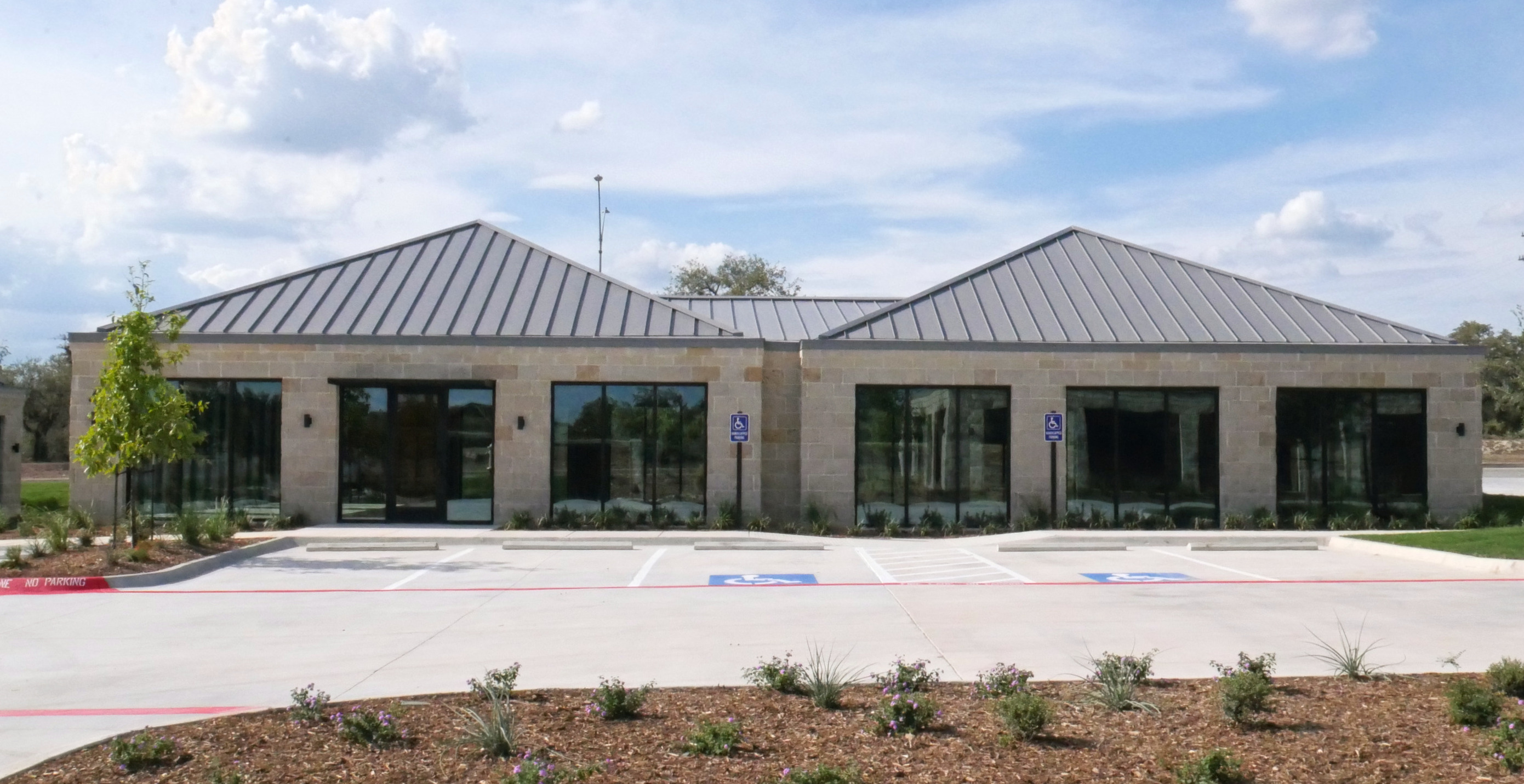 Building 4 front view — office condo for sale at Westover Offices, San Antonio TX